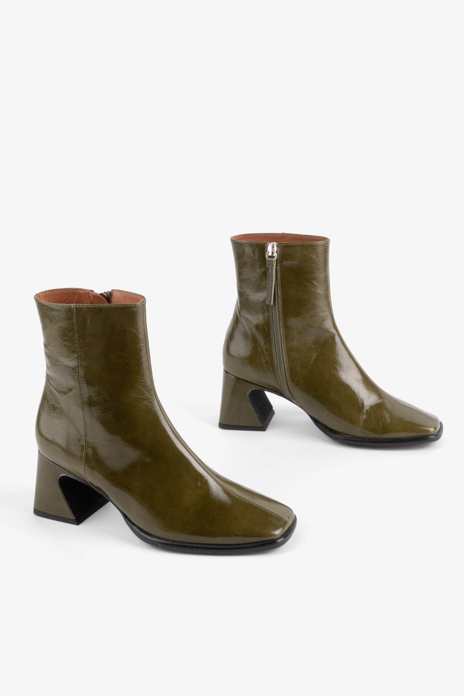 Taffy Patent Leather Healed Boots In Olive