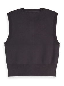 Compact Knitted Spencer Vest In Charcoal Art