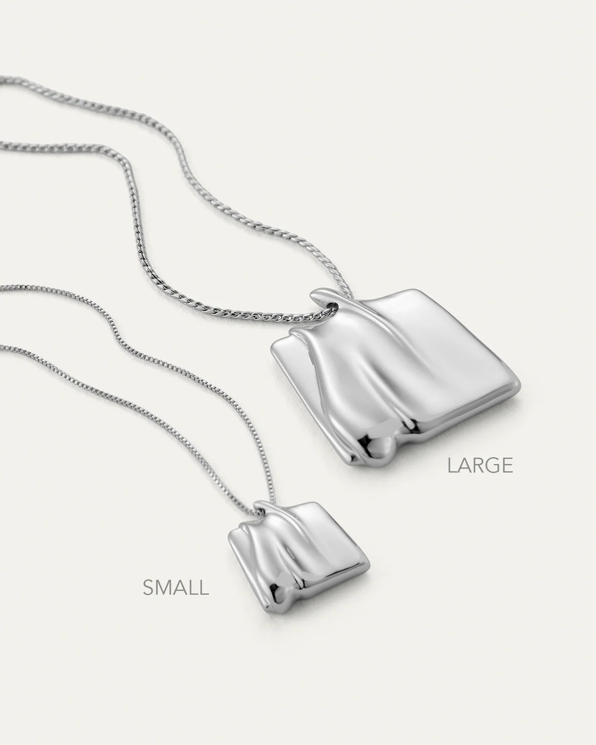 Sundra Pendant Necklace