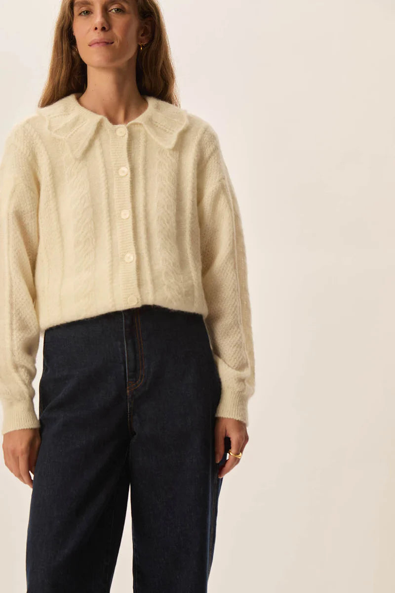 Capucine Collared Cardigan In Cream