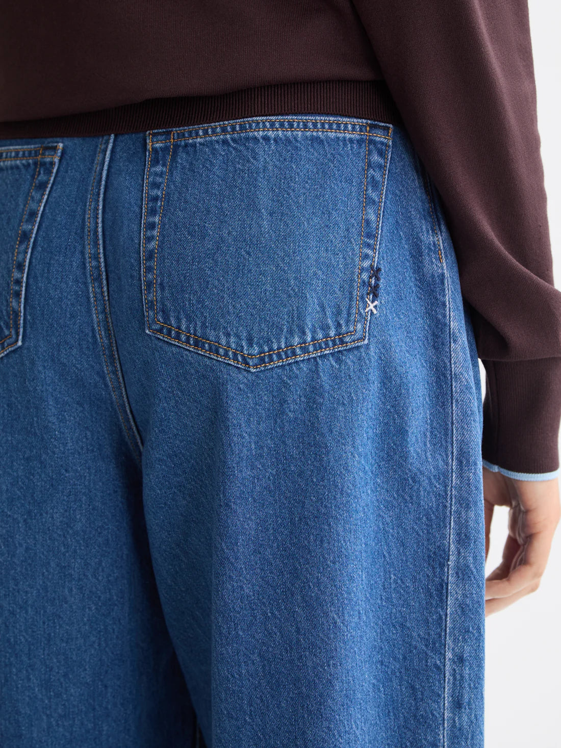The Flux Loose Tapered Jean In Off Duty