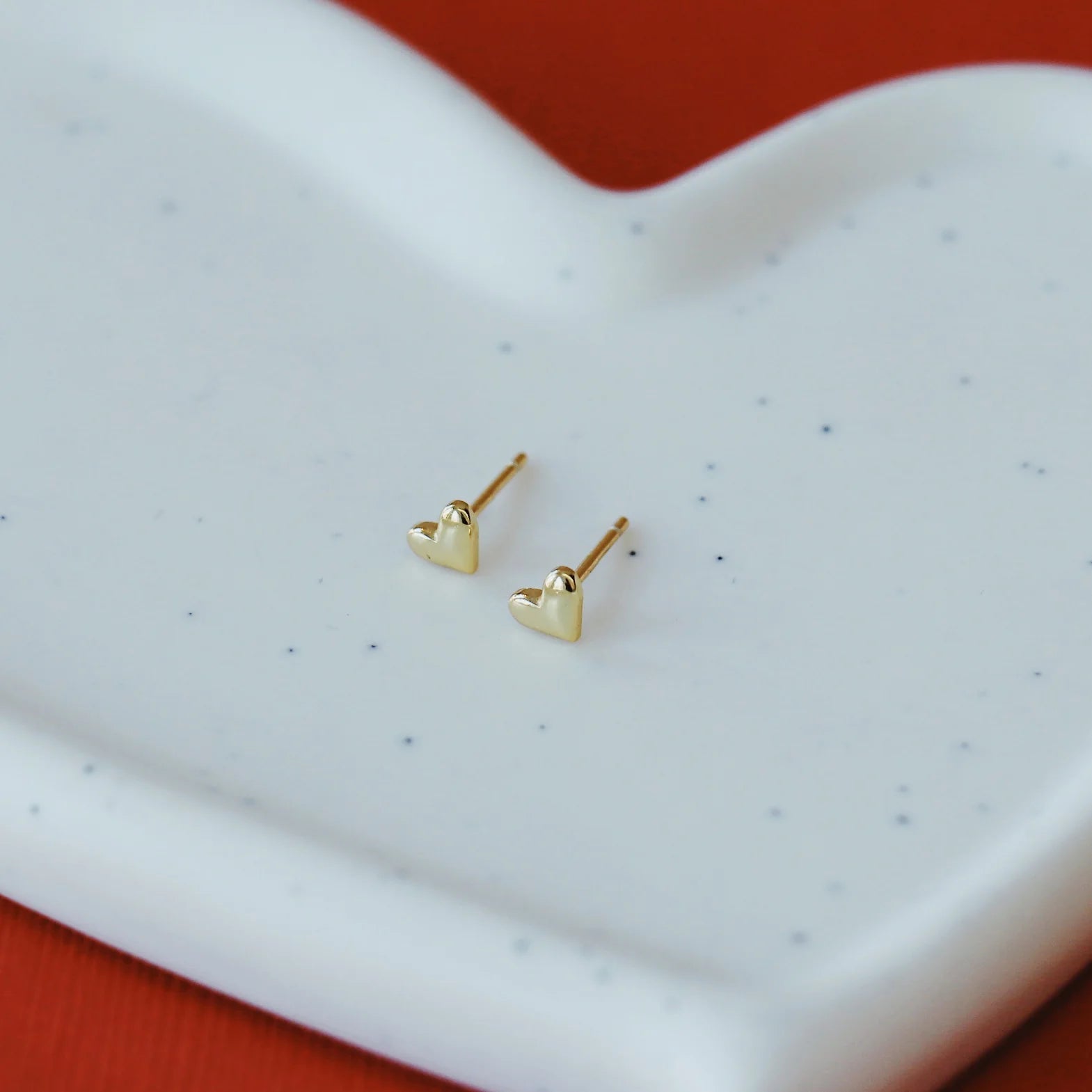 Tinyo Heart Studs