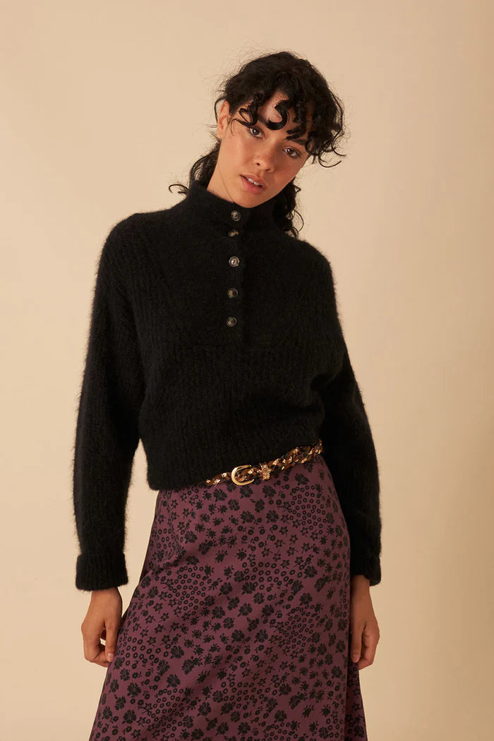 Anna Pullover In Black