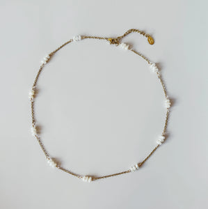 Herlo Freshwater Pearl Necklace