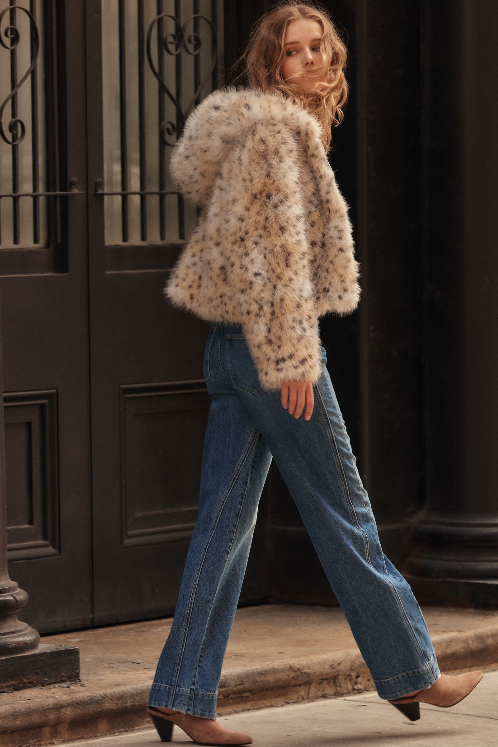Stick Around Slim Curve Jeans In Stay For The Morning
