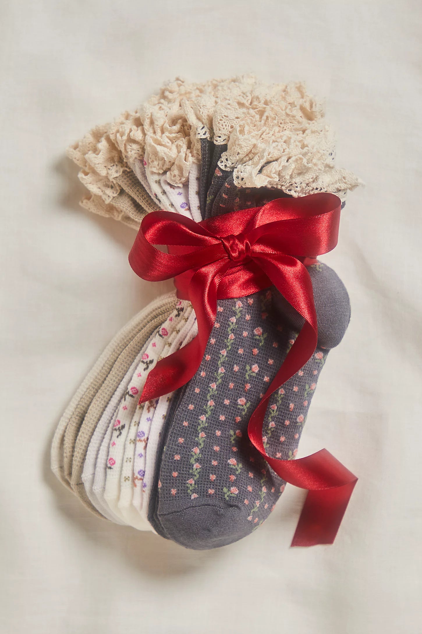 Rosebud Waffle Knit Ankle Sock