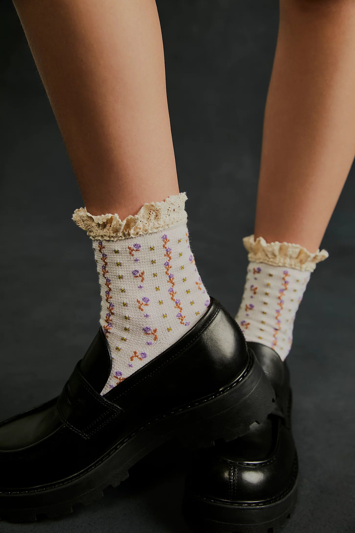 Rosebud Waffle Knit Ankle Sock