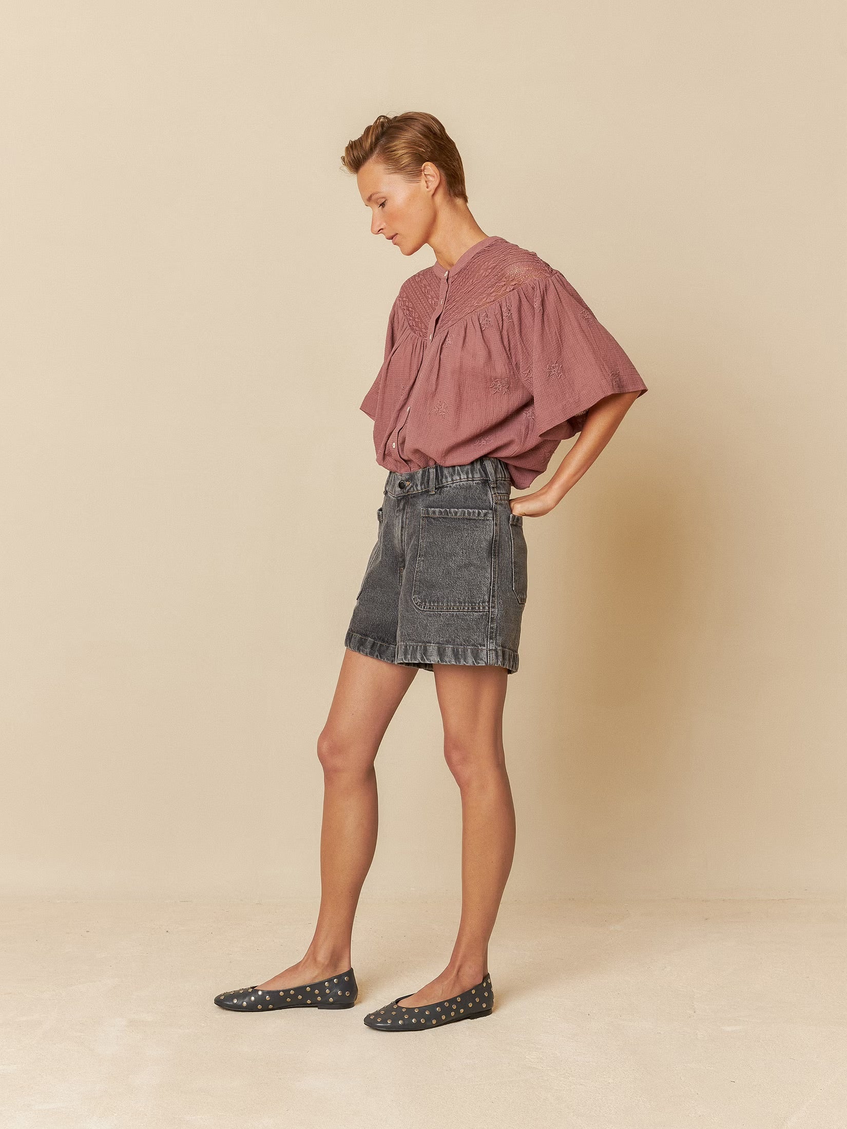 Retro Denim Shorts In Faded Black