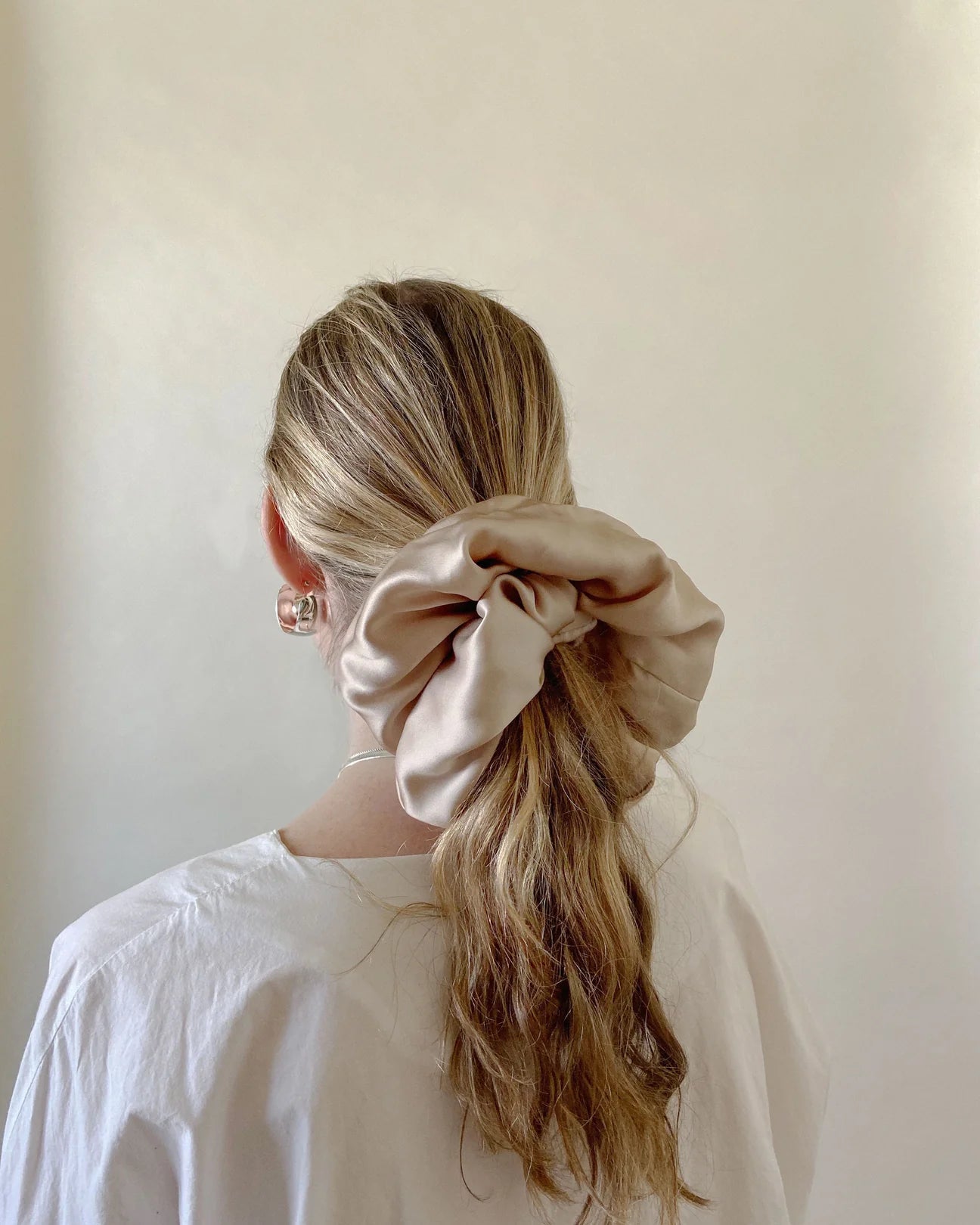 Silk Scrunchie In Champagne