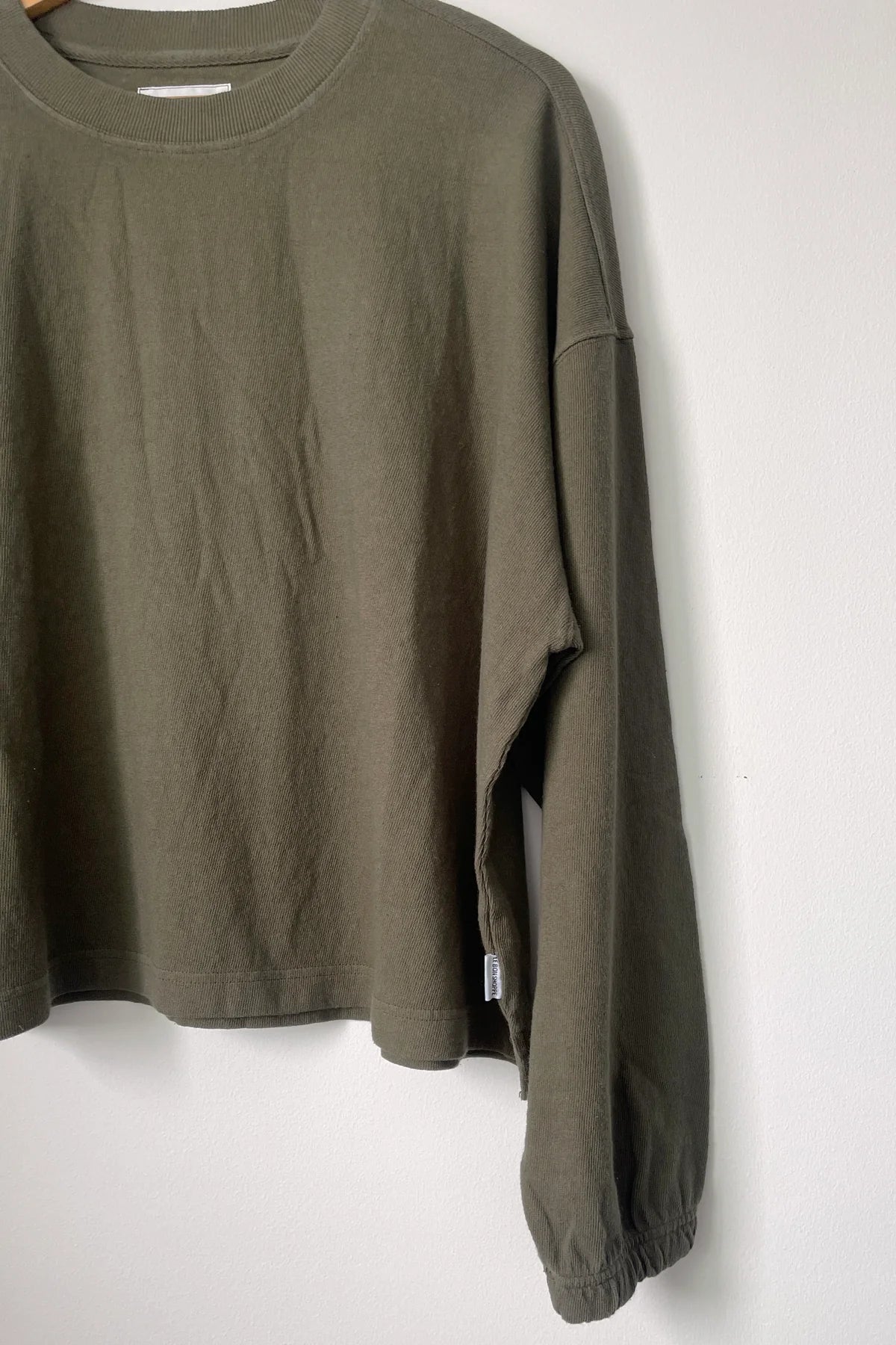Naturelle Tee In Olive