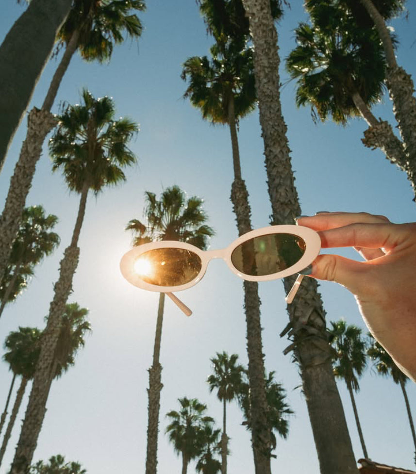 The Abyss Sunglasses In Sand