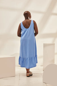 Tara Sleeveless Ruffle Dress in Blue Linen