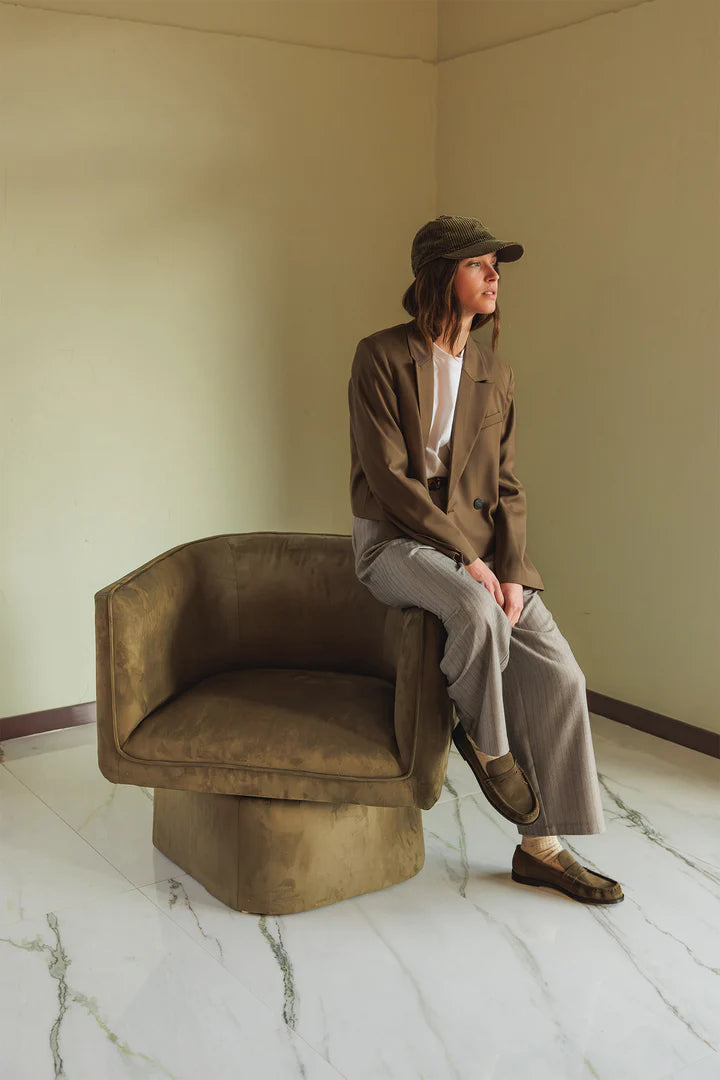 Tailored Pleated Trousers In Grey
