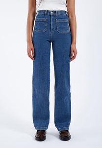 Moxy Straight Patch Pocket Denim In Cape Mid Retro