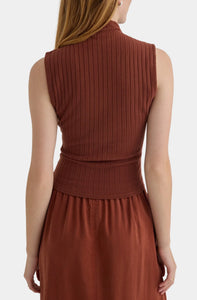 Sleeveless Mock Neck In Autumn Amber