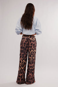 All Out Satin Leopard Pant In Coffee