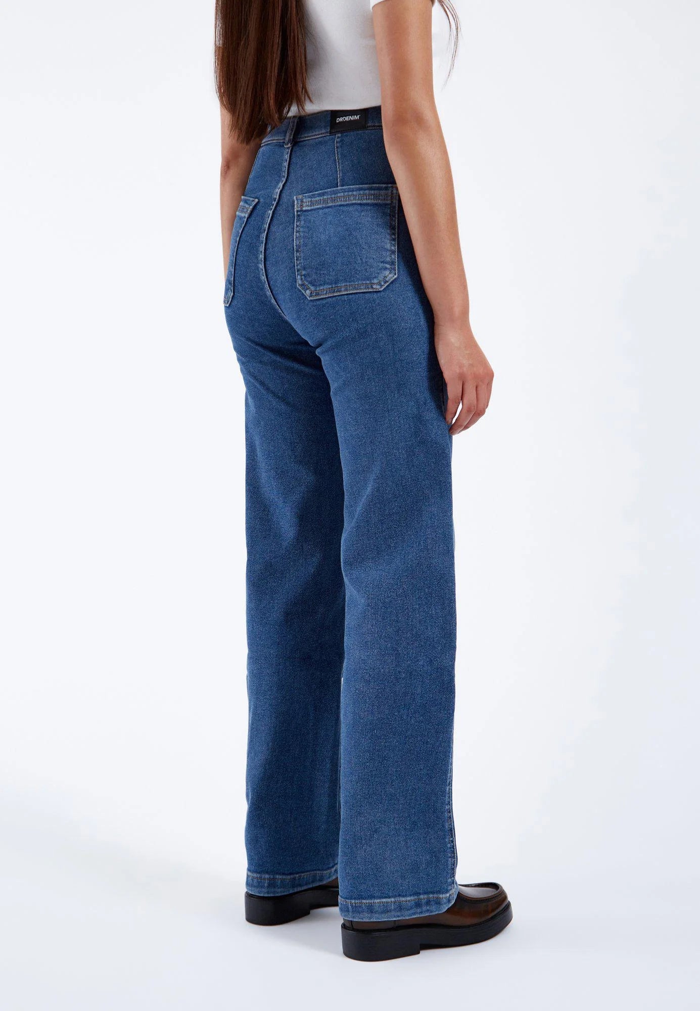 Moxy Straight Patch Pocket Denim In Cape Mid Retro
