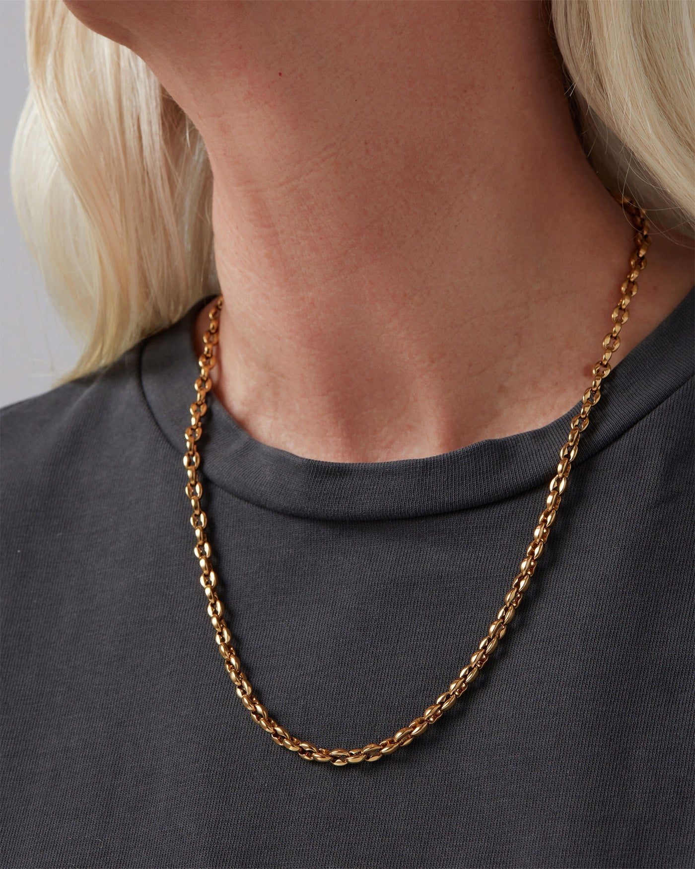 Dhani Chain In Gold