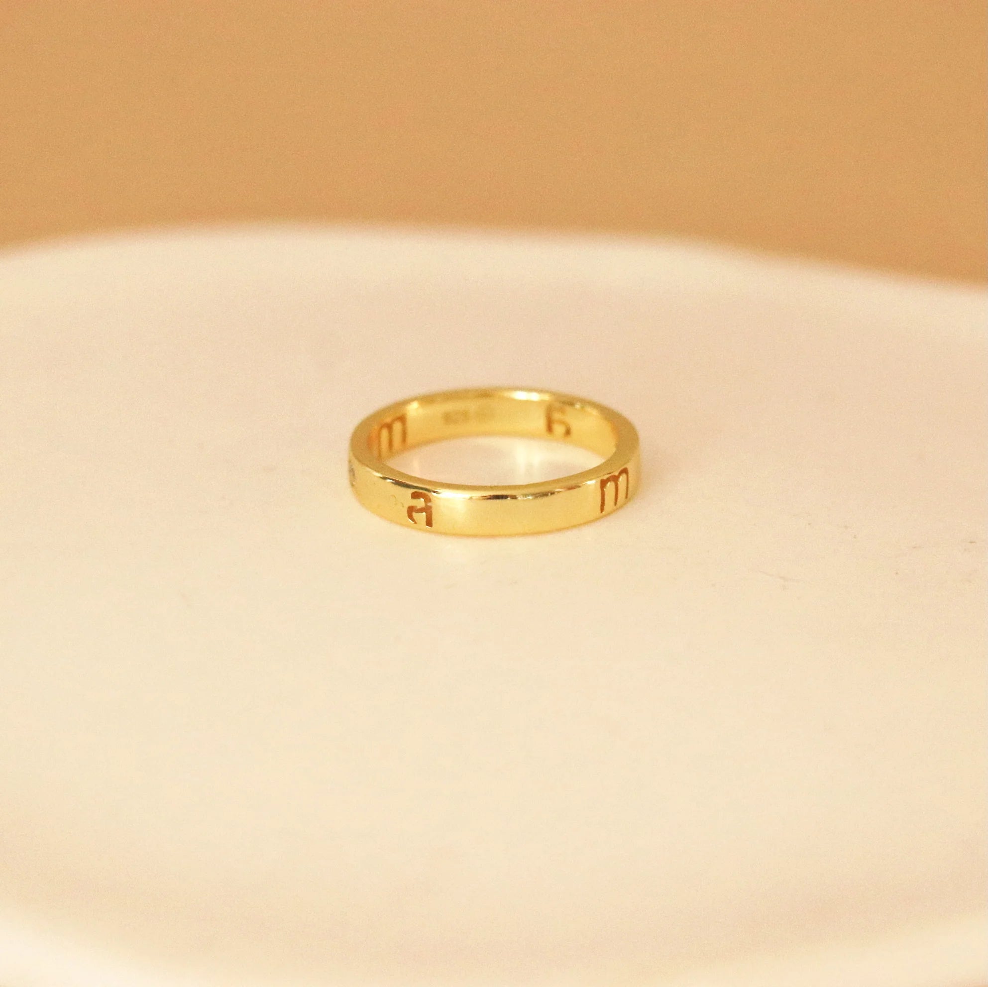 Mama Band In Gold