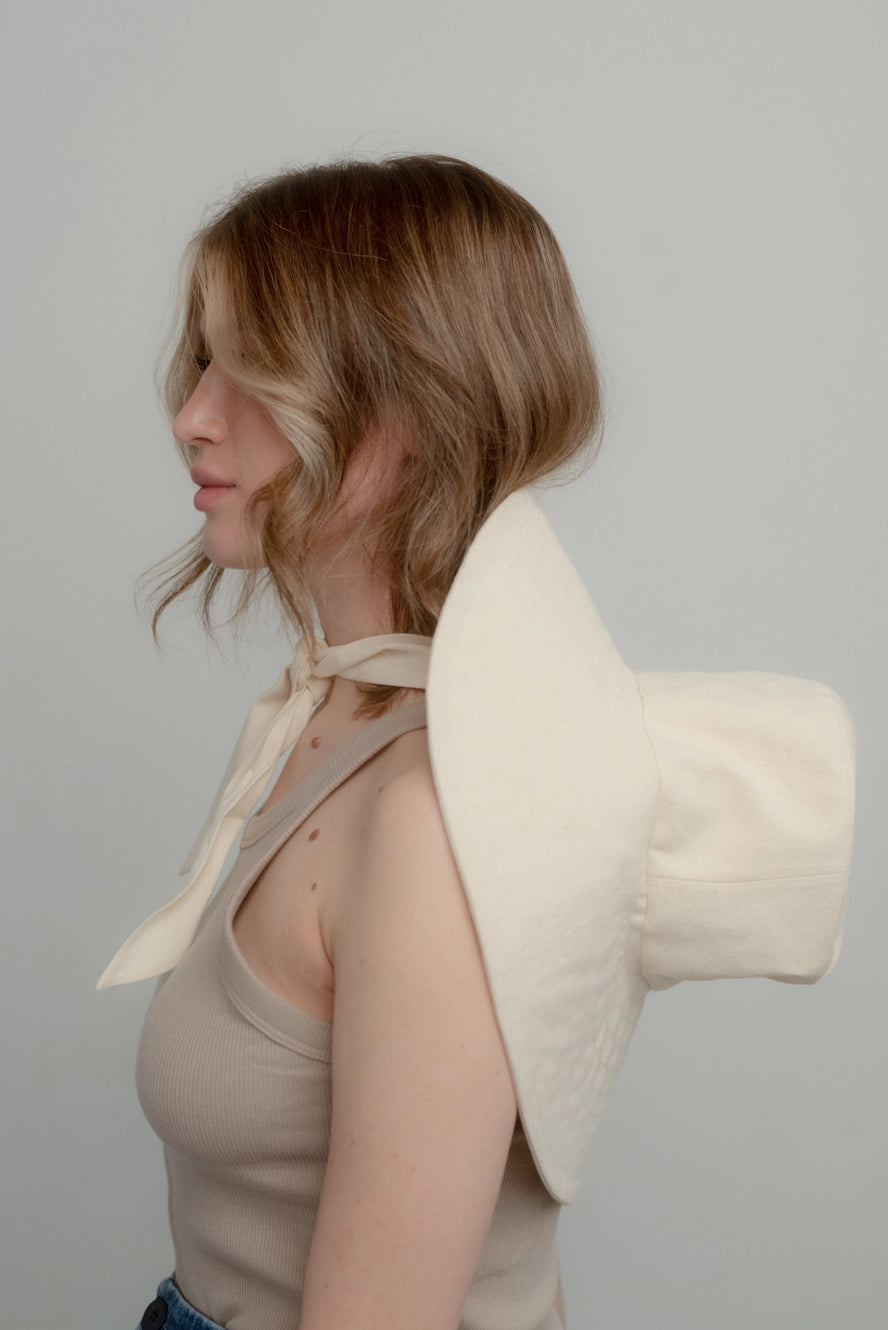 Canvas Hat With Tie