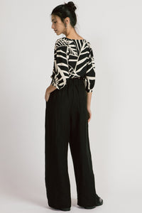 Theda Blouse In Black Leaf
