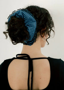 Doily Scrunchie In Lou Gingham