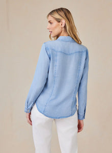 Long Sleeve Seamed Shirt In Coastal Wash