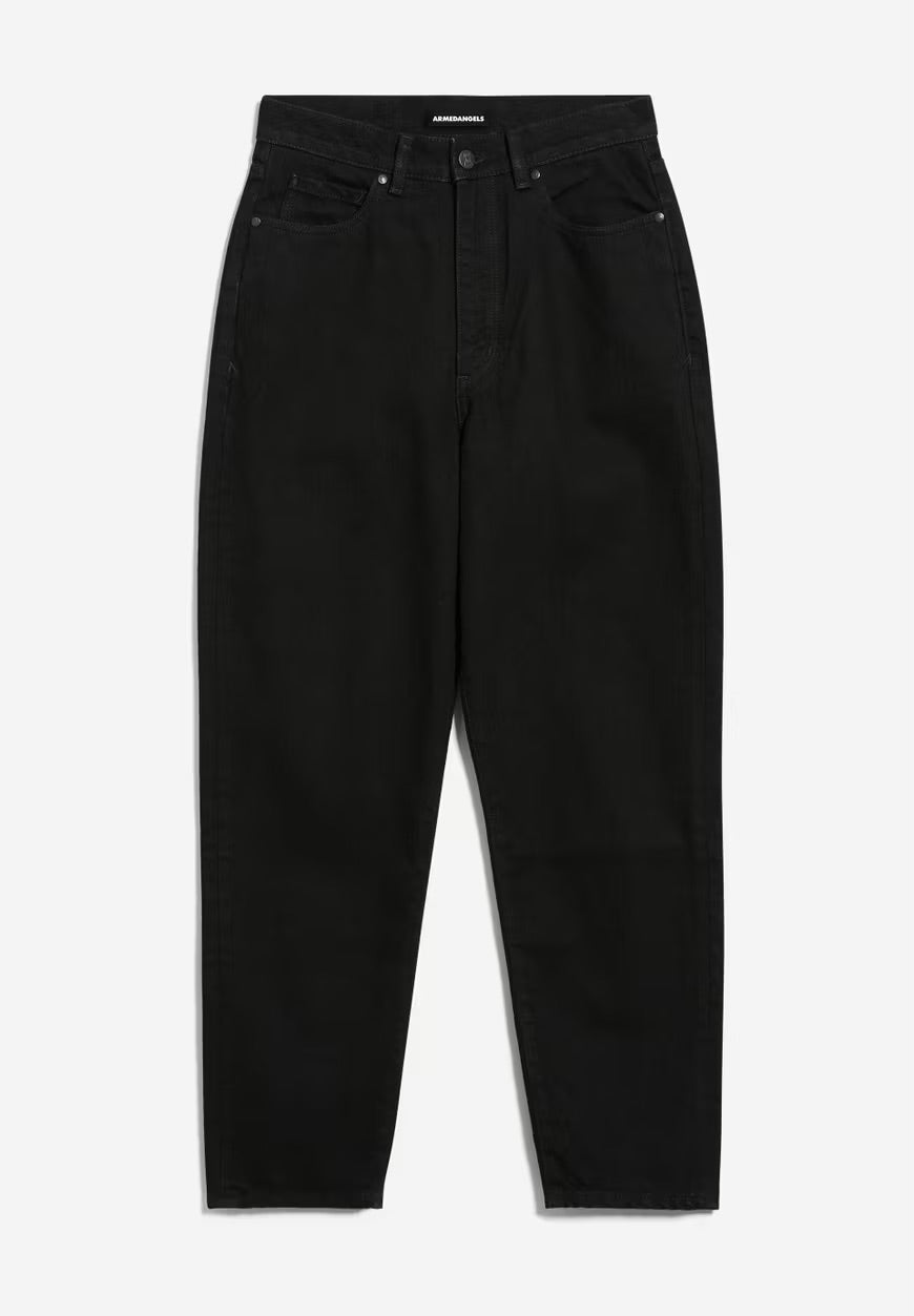 Mairaa Tapered Jeans In Rinse Black