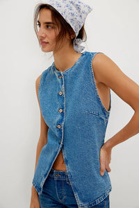 Aimee Denim Vest In Ultra Light Beam