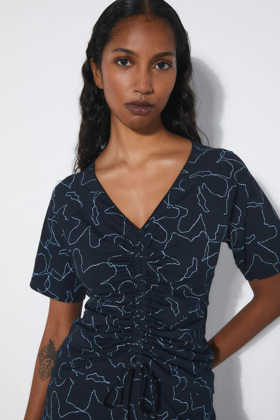 Georgia Top In Dark Blue Flowers