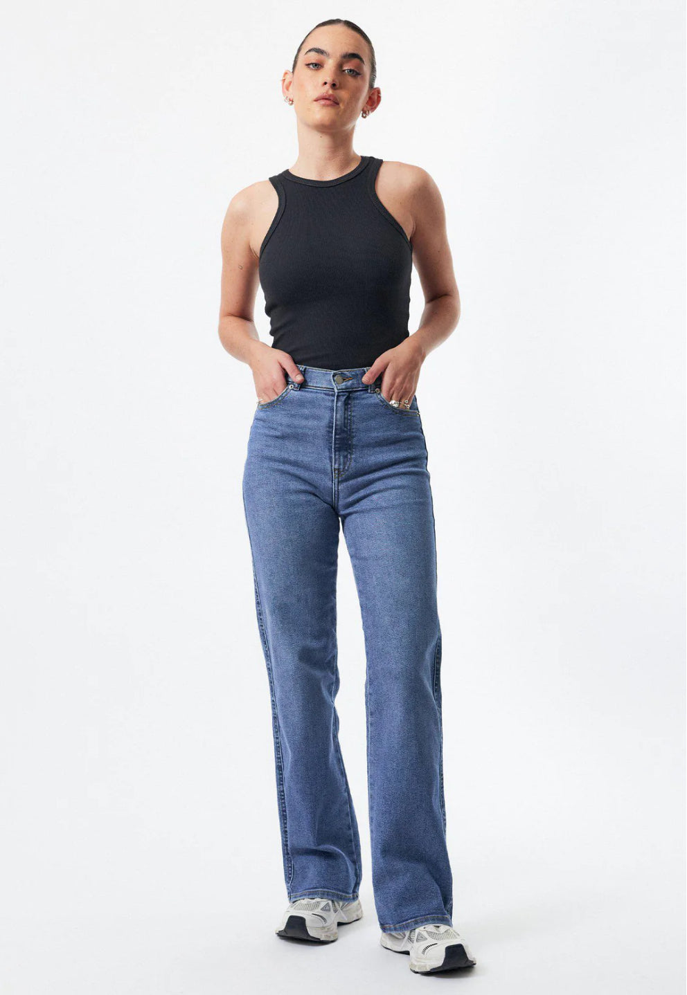 Moxy Straight Jeans in Cape Sky