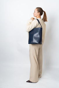 Casset Glossy Structure In Eclipse Blue