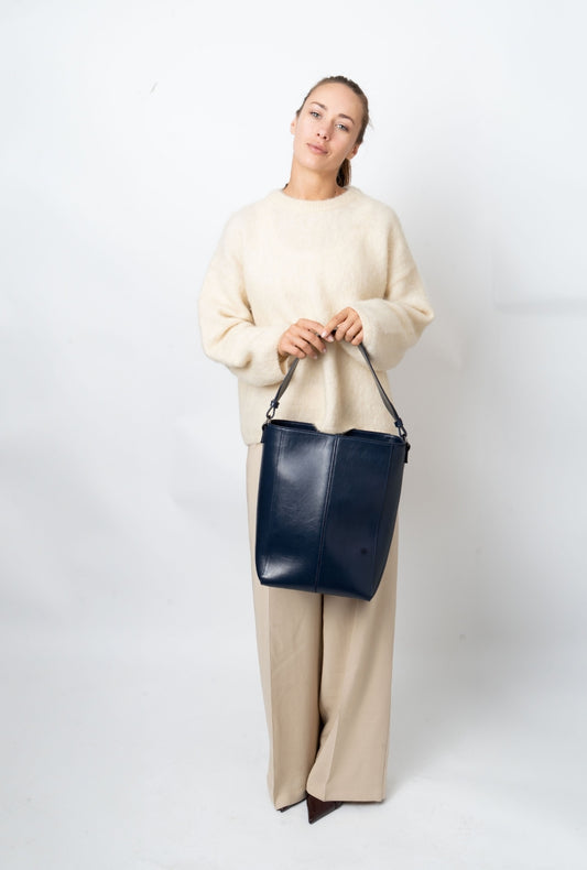 Casset Glossy Structure In Eclipse Blue