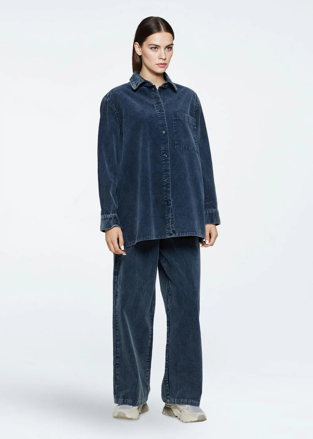 Layne Corduroy Shirt In Legion Blue