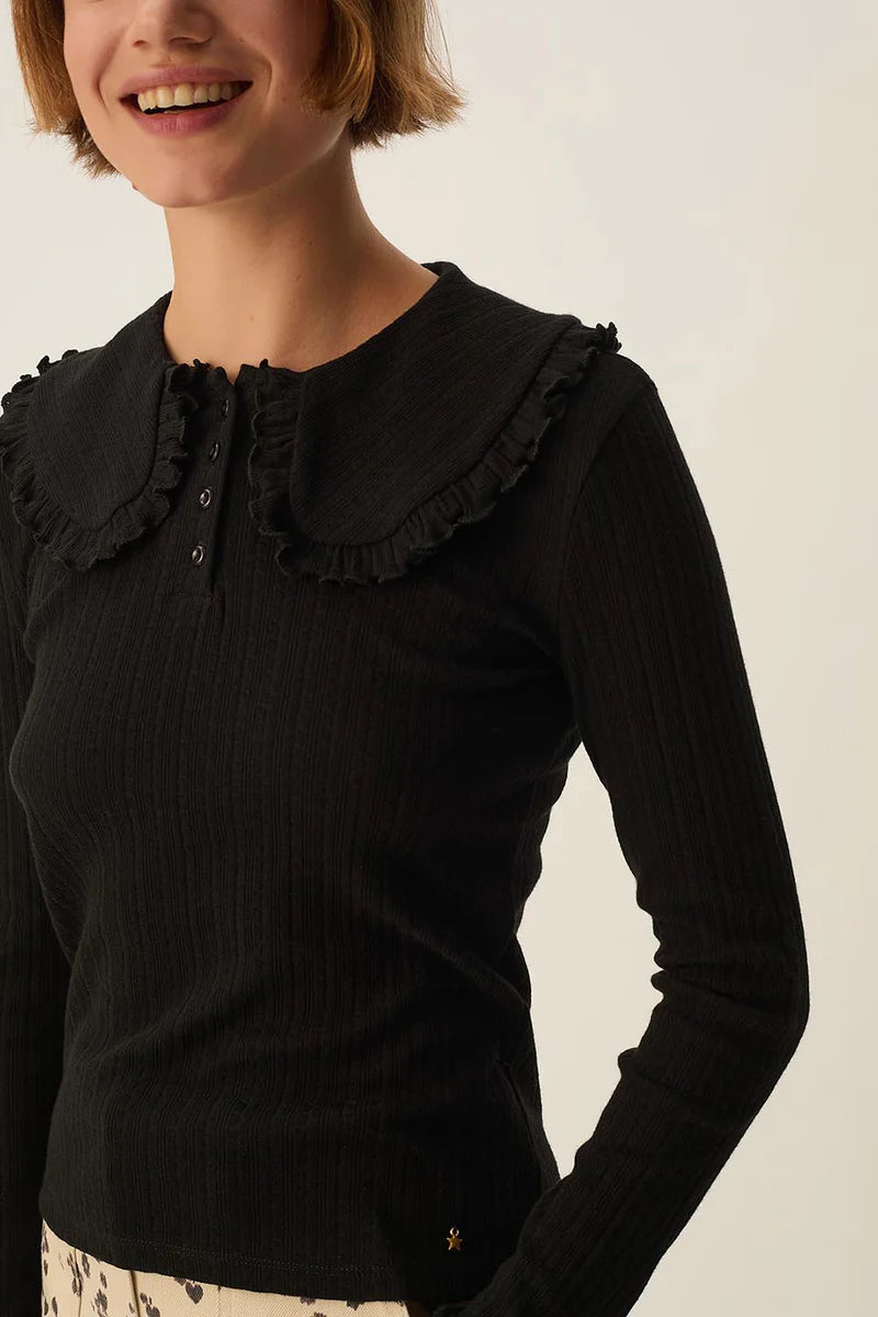 Zelie Collared Long Sleeve In Black
