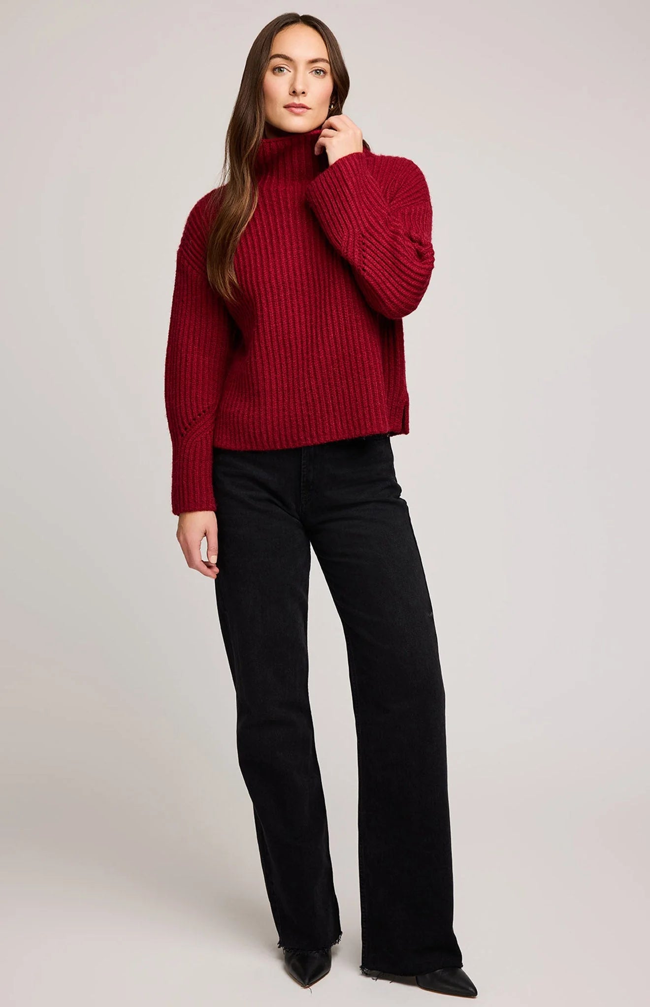 Marlow Turtleneck In Crimson
