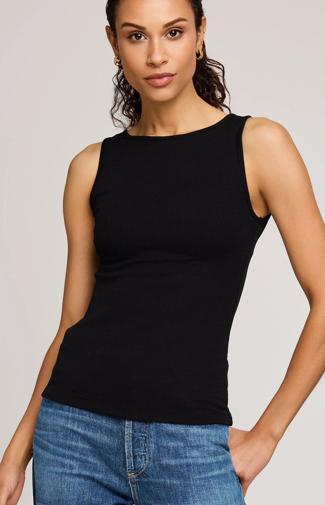 Naia Tank In Black