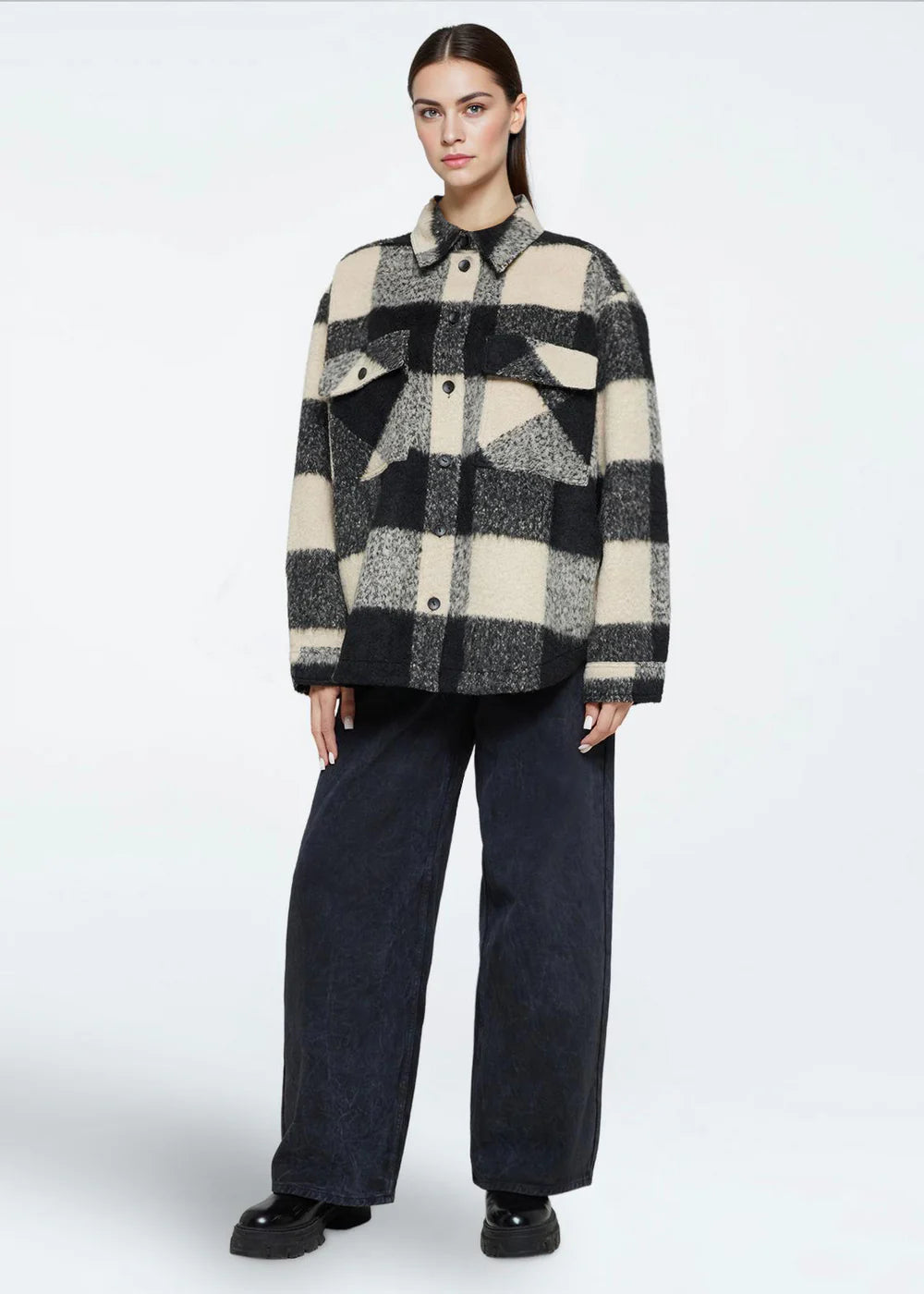 Siggas Jacket In Cream & Black Check