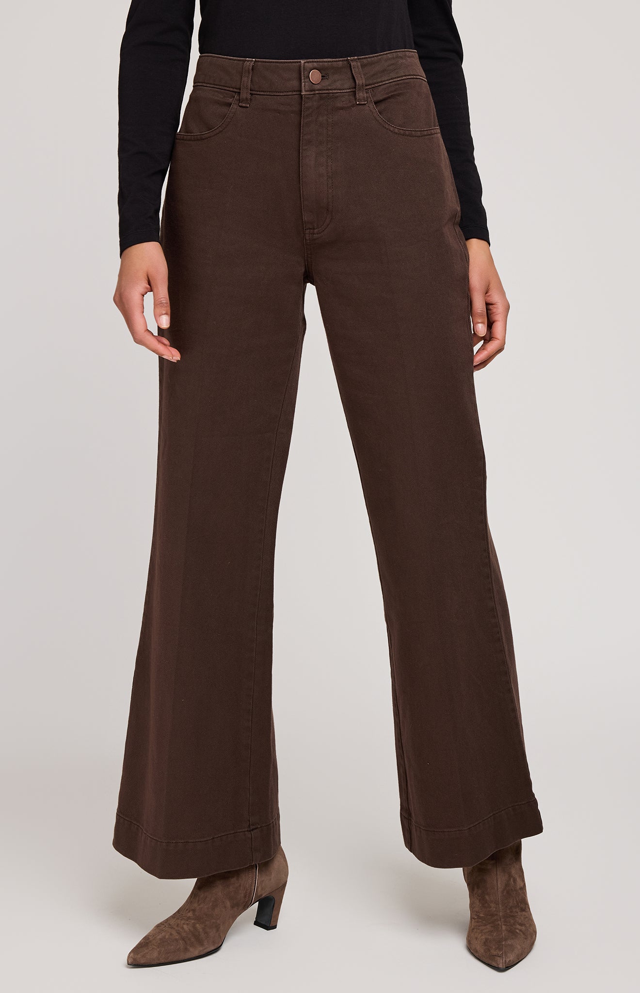 Livia Pant In Java