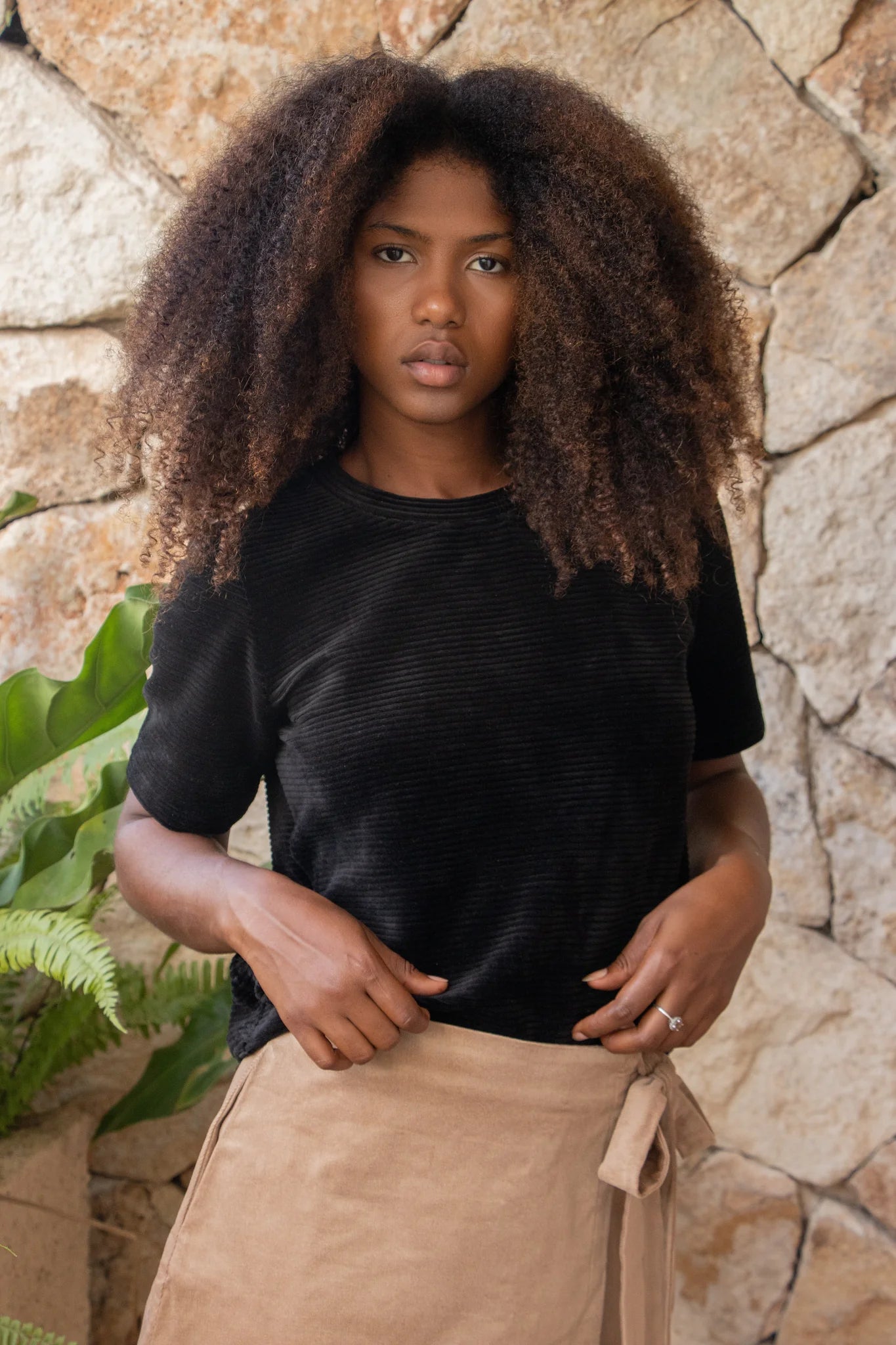 Tofino TShirt In Pepper Velvet