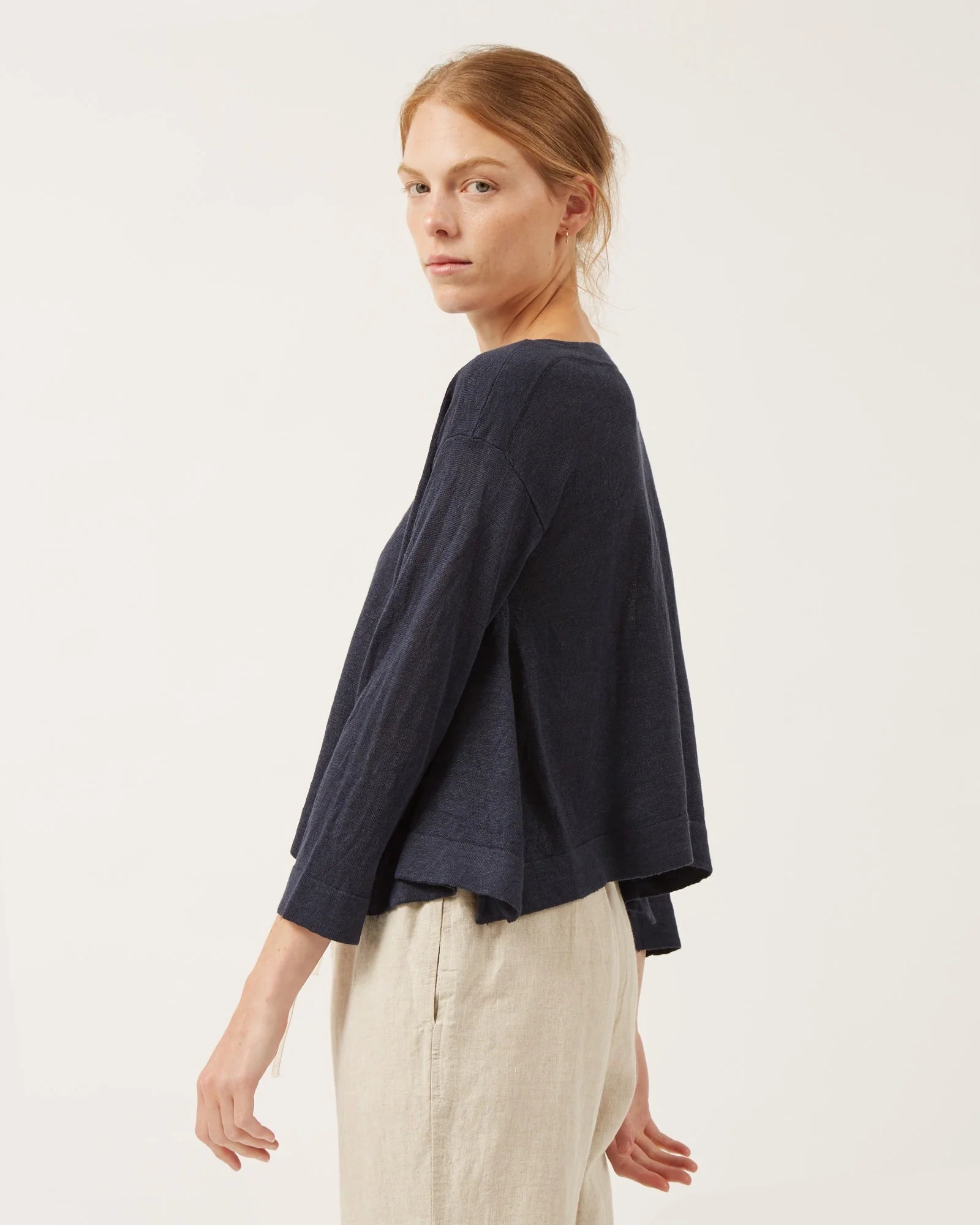 Cassandra Linen Sweater In Navy
