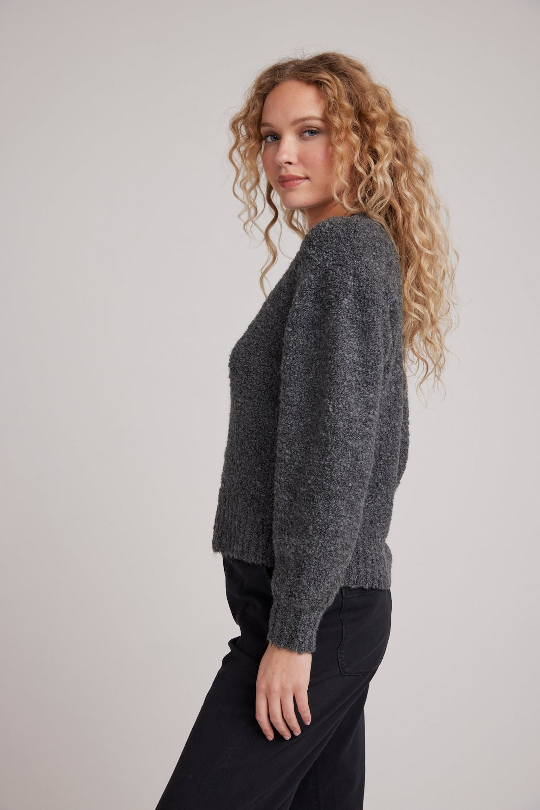 Boucle Crew Sweater In Shadow Grey