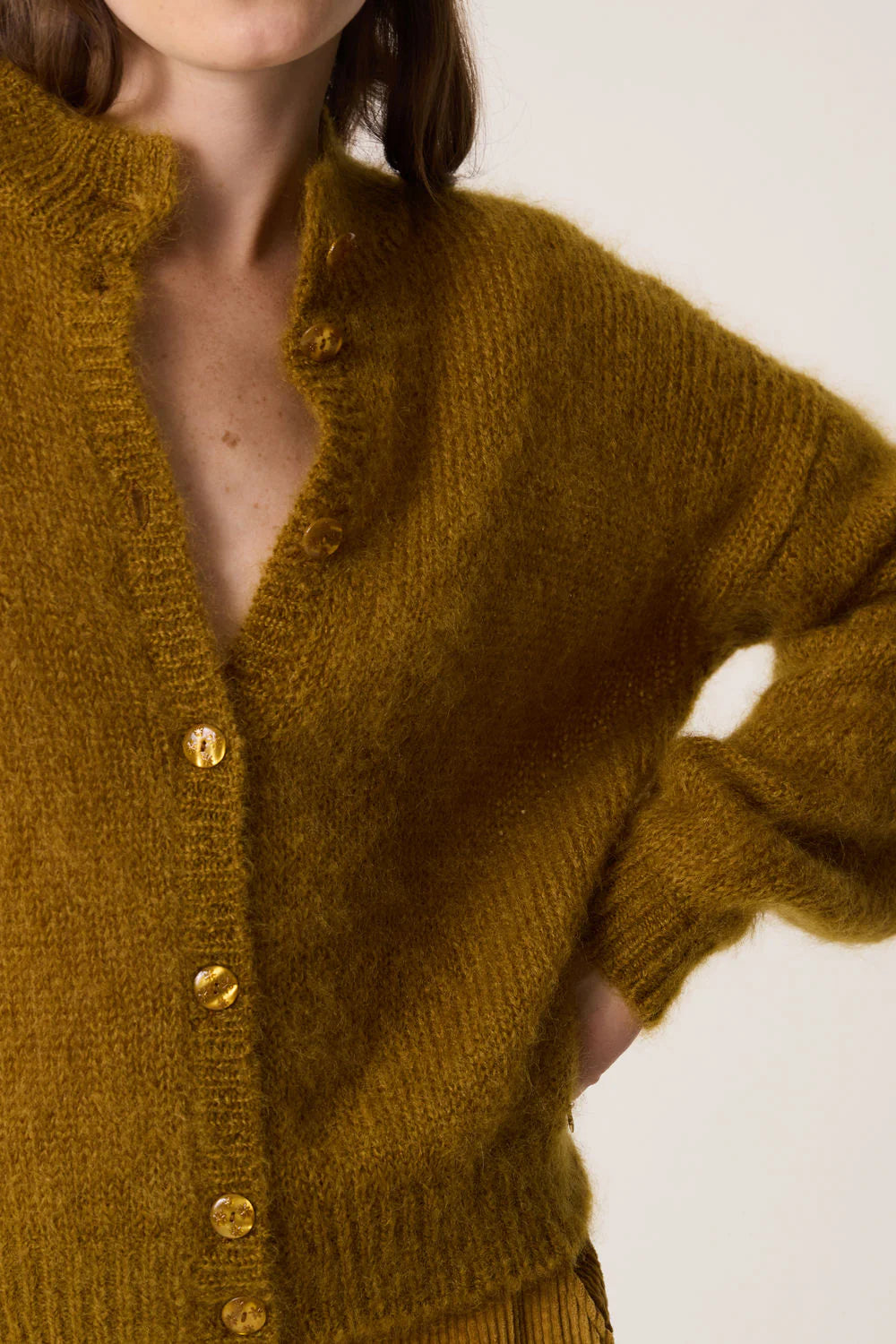 Chidonie Sweater In Ochre