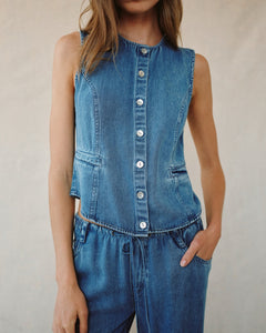 High Neck Fitted Vest In Medium Vintage Wash
