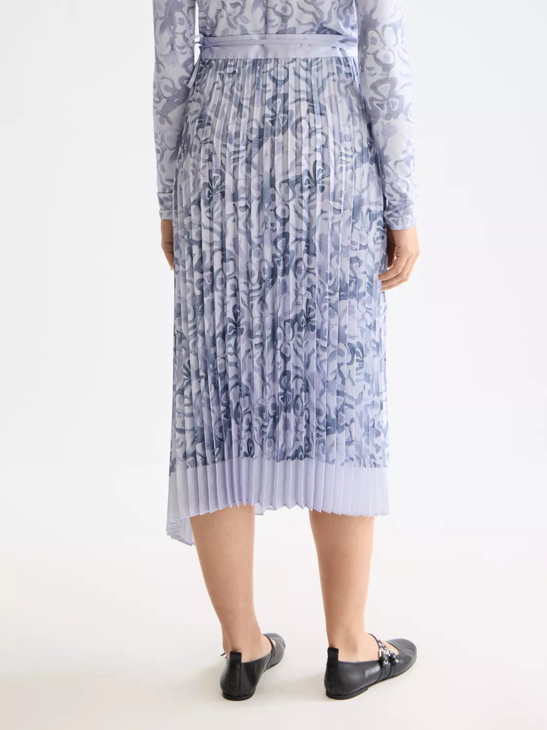 Assymetrical Pleated Wrap Skirt in Dancer Lavender