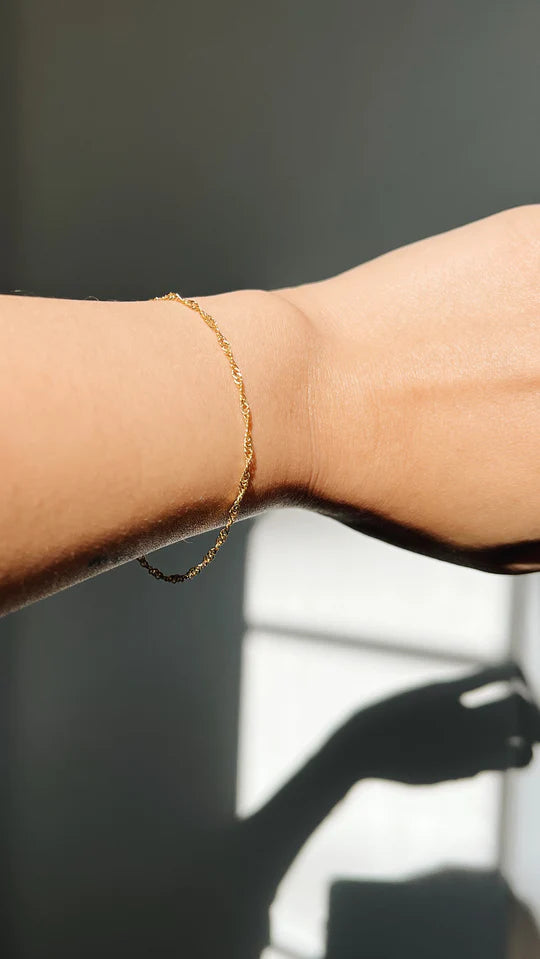 Thin Singapore Bracelet