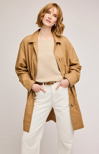 Lark Trench Coat In Honey