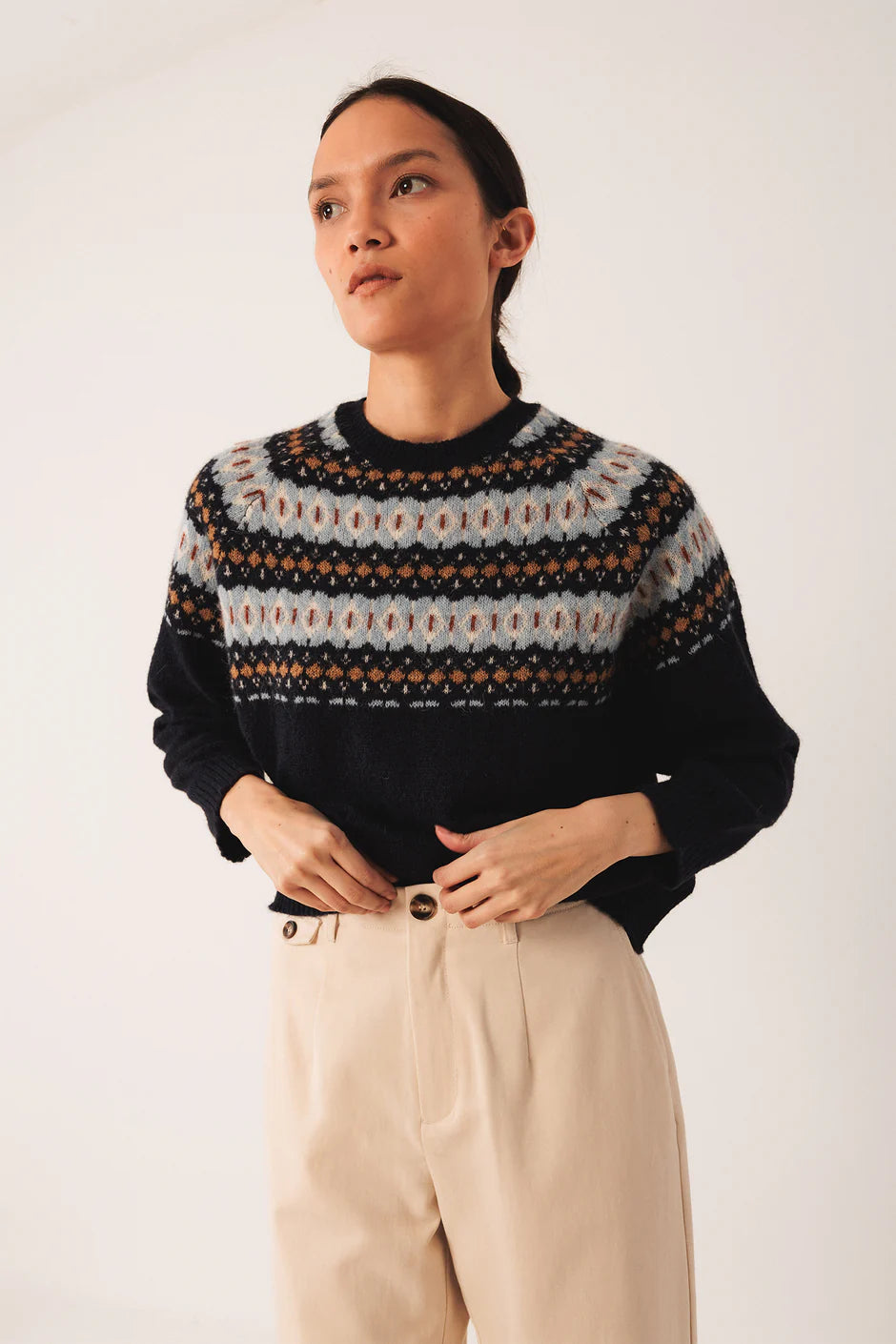 Jacquard Border Sweater In Navy