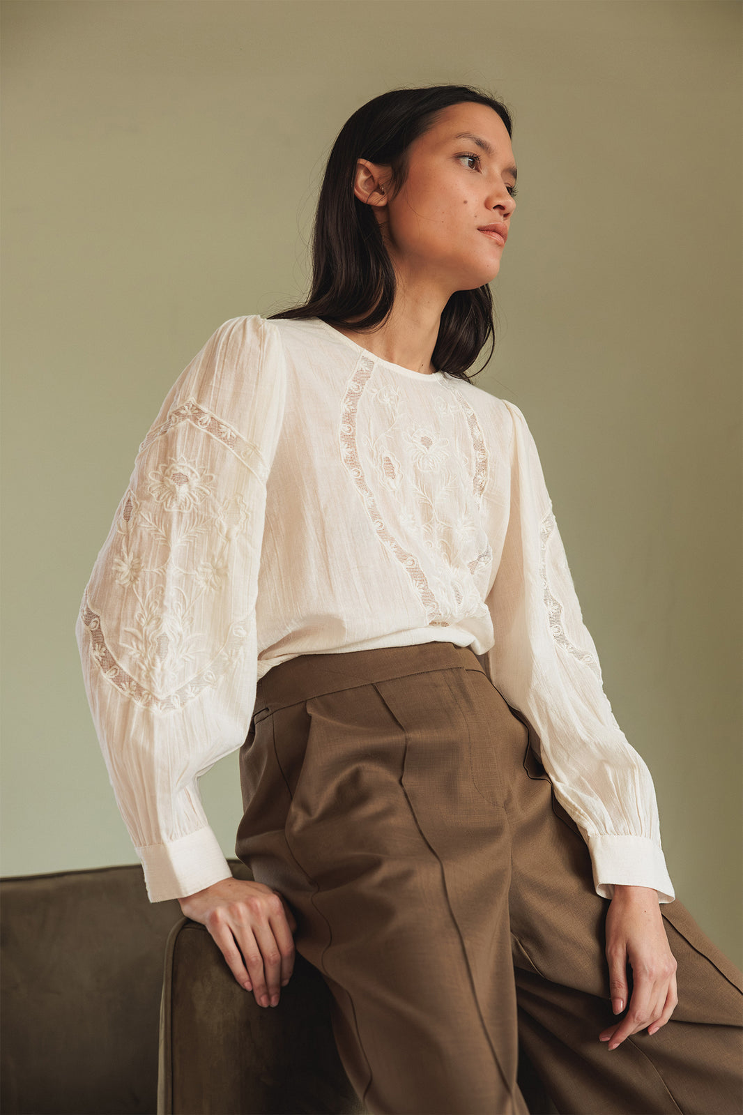 Romantic Embroidered Blouse In White