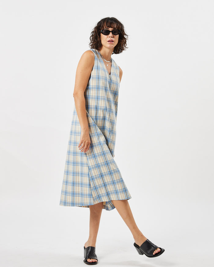 Lusio Midi Dress In Quiet Harbour
